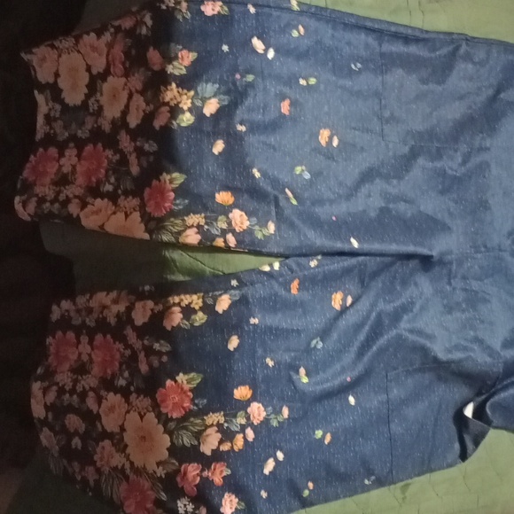 Women's thin material overalls - Picture 3 of 3